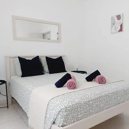 1st Floor 1st Class Pool View Apt.