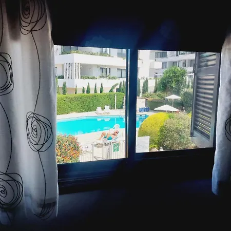 1st Floor 1st Class Pool View Apt. * Пафос